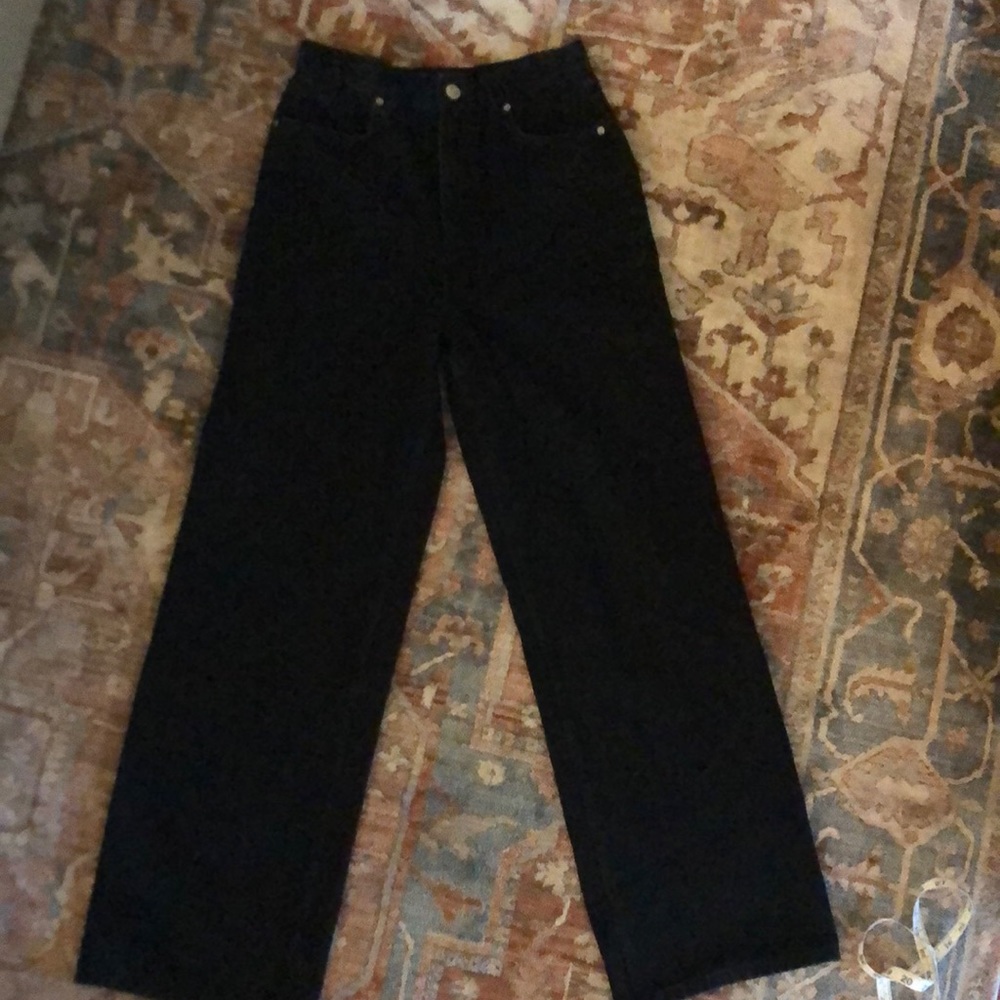 BDG women’s jeans “Puddle” size 27 black